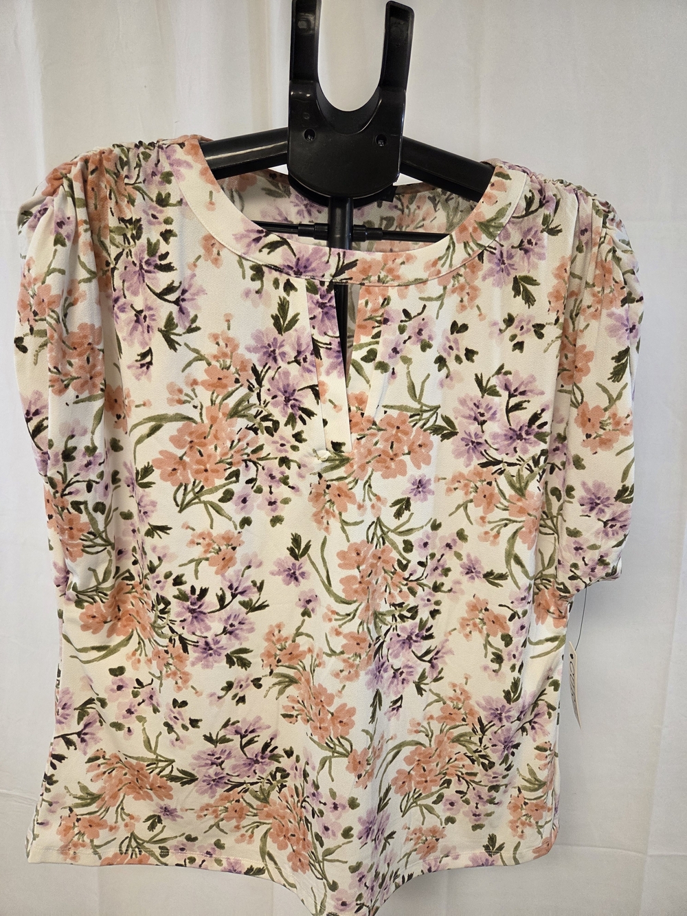 Women's Peach & Lavender Floral Keyhole Blouse